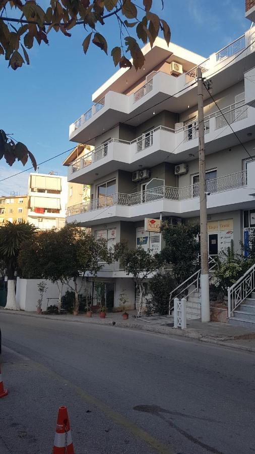 Aralis Rooms Sarandë Exterior foto