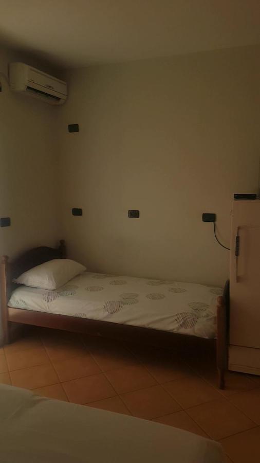 Aralis Rooms Sarandë Exterior foto